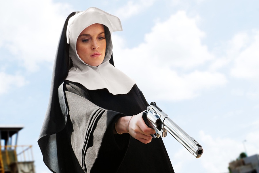 Machete, Lindsay Lohan